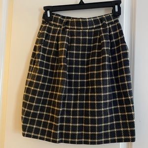 Black and yellow plaid pencil skirt with pockets